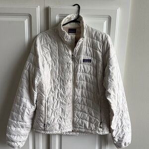 Patagonia Women's white Nano Puff Jacket Large
